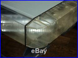 55 Whelen Light Bar Model # FX2RRRR (Free Shipping) For Parts Only