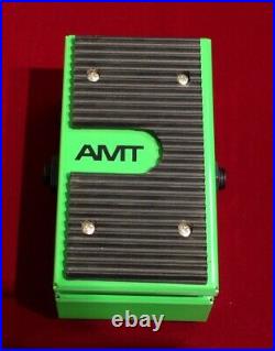 AMT Electronics Wh 1B Outlet Wah Pedal For Bass DISPLAY MODEL Ship From Japan