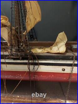 Antique Model ship Fragata Espanola Needs Work