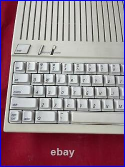 Apple iic Plus Model No A2S4500 Tested For Power Only Fast Shipping