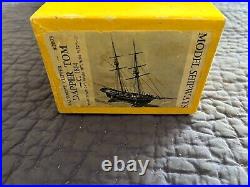 Boat Ship Model Shipways Baltimore Clipper Dapper Tom 1814 Solid wood hull 5/32