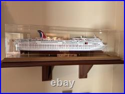 Carnival'Fantasy' Cruise Ship Model