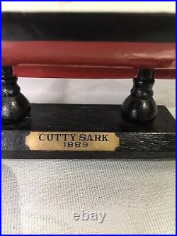 Cutty Sark model ship 1869 collectable figurine