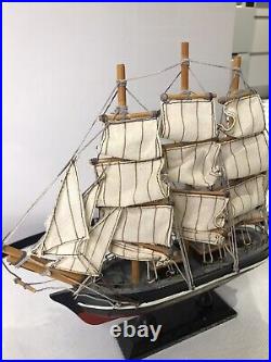 Cutty Sark model ship 1869 collectable figurine