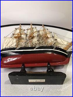 Cutty Sark model ship 1869 collectable figurine