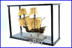 Display Case for Tall Ship, Tugboat Model 32 with Plexiglass