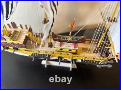 Handcrafted Wooden Model Ship CUTTY AMERICA 1783