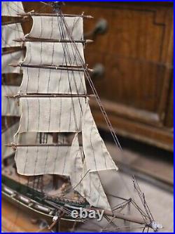 La president Frigate ship year 1800, size 26×22, Fully built wooden model