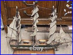 La president Frigate ship year 1800, size 26×22, Fully built wooden model