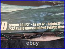 Lindberg J. F. K.'s PT-109 Limited Edition 132 Scale Model Kit Motorized 70813