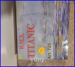 Mantua RMS Titanic Wooden 1200 Scale Model Ship Kit Art. 725 NOS