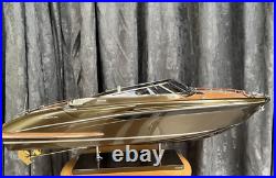 Model Toy Yacht Riva Rivarama Kiade (925)