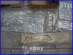 NEW Vintage ENTEX The Late Great RMS Titanic 1/350 Scale 30 Model Ship Kit 8509