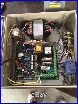 NOS FMC Syntron Electric Controller for Vibration Table Model # UMC-1 USA SHIP