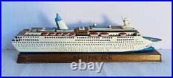 P&O Pacific Sun Cruise Ship Pacific Dawn Collectable Souvenir Resin Model Boat