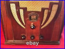 Philco model 60 Cathedral Radio complete for restoration great shape FREE SHIP