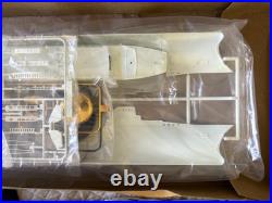 QE2 Anmark Adult Hobby Queen Elizabeth 2 Model Ship Kit 1/450 scale