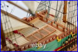 SEACRAFT GALLERY BATAVIA PAINTED Wooden Model Ship Extremely Detailed 90cm 35