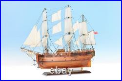 SEACRAFT GALLERY Handcrafted HMB Endeavour Wooden Model Ship James Cook ship