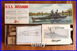 STERLING MODELS USS MISSOURI BALSA KIT B17M US NAVY BATTLESHIP (looks comp)