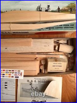 STERLING MODELS USS MISSOURI BALSA KIT B17M US NAVY BATTLESHIP (looks comp)