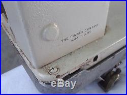 Singer Model 1191 D300AA sewing machine whit motor. Ask for shipping