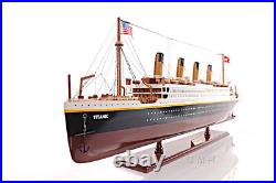 Titanic Ocean Liner Model 32 White Star Cruise Ship with Table Top Display Case