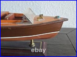 VTG Rare 10 Wooden Chris Craft Speed Boat Model On Stand Algonac MI