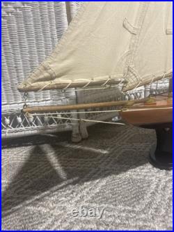 Vintage Bluebell Model Sailboat, Manhattan Yacht Club EUC