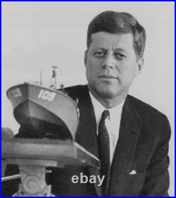 WW2 PT-109 COMMANDED BY LTJG. JOHN KENNEDY- Scale 172 PRO-BUILT WITH WOOD BASE